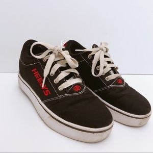 Heelys roller shoes, skate shoes, sneakers, youth size 6